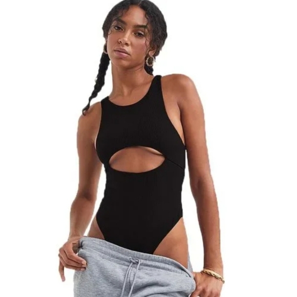 For Love And Lemons Tops - Nwt For love & lemons grey bodysuit M Shirt Top